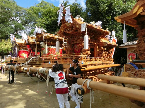 秋祭り2 富田林市 錦織神社秋祭り② : 神社前2F特設祭事場