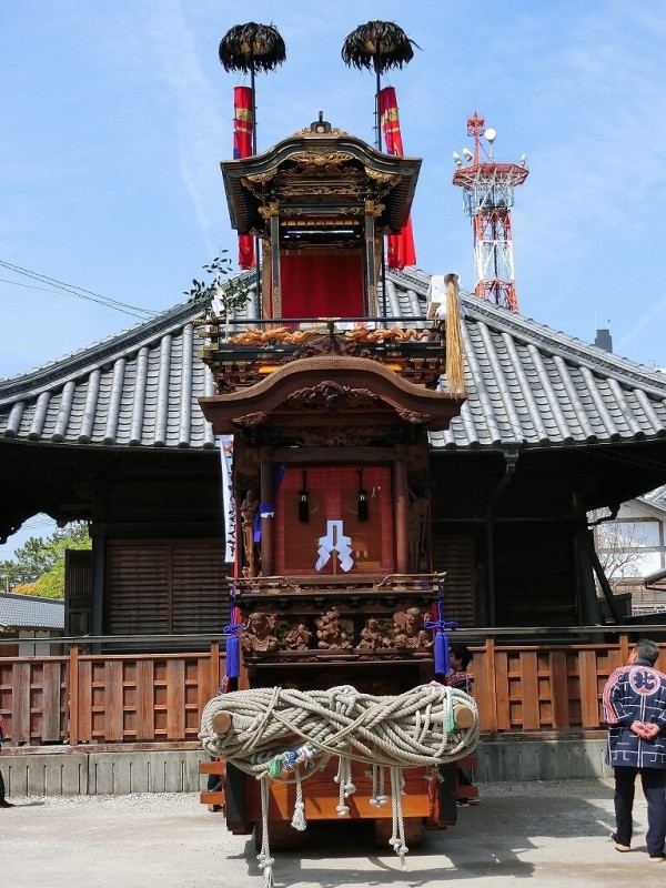 山車紹介【半田市 下半田 北組 唐子車①】 : 神社前2F特設祭事場