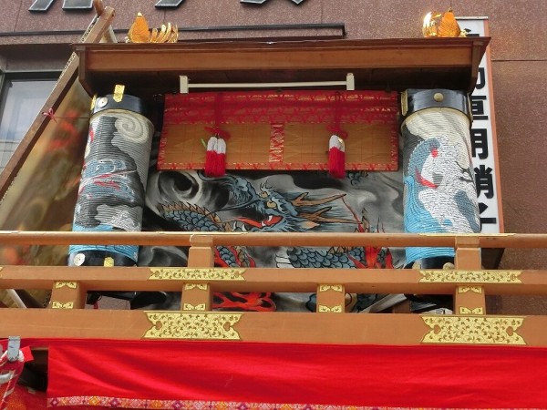 祭車紹介【名古屋市瑞穂区 堀田通7・8丁目】 : 神社前2F特設祭事場