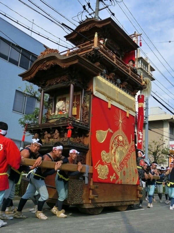 山車紹介【半田市 亀崎 西組 花王車①】 : 神社前2F特設祭事場