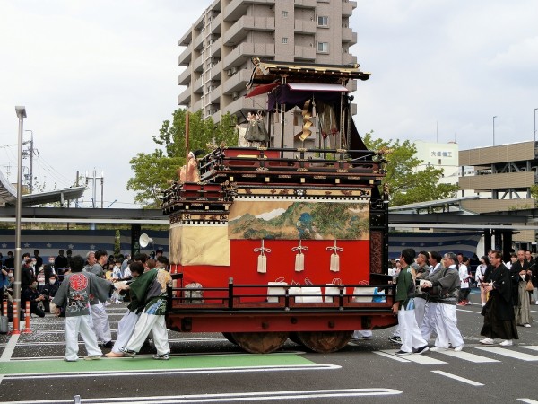 23 大垣市 大垣まつり③ : 神社前2F特設祭事場
