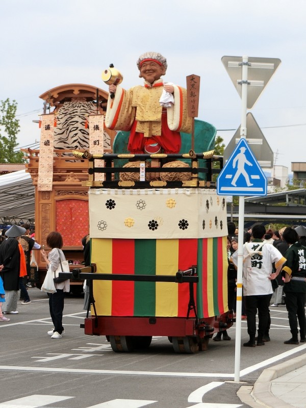 23 大垣市 大垣まつり③ : 神社前2F特設祭事場