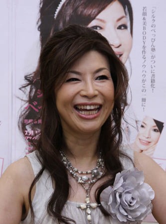 美容番長・シルク 恒例自主制作カレンダー今月下旬発売！対抗心 