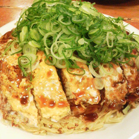 広島 お好み焼 みっちゃん総本店 特製スペシャルそばダブル それでも俺は喰い続ける