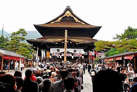 善光寺の御開帳も一年延期 新型コロナウイルス感染の影響 日本の原風景