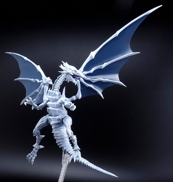 Figure-rise Standard Amplified 青眼の白龍│株式会社BANDAI SPIRITS（バンダイスピリッツ）