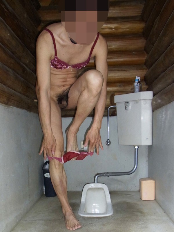 便器舐め　ちんぽ女装 