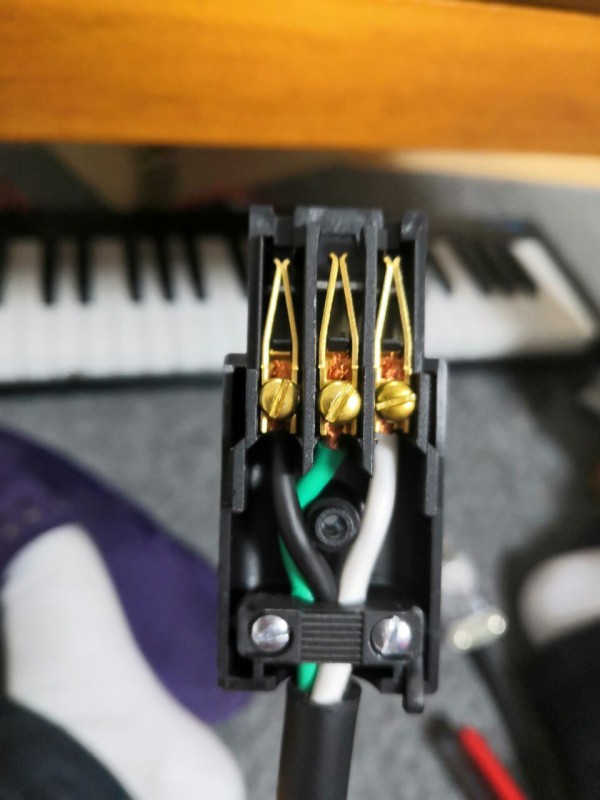 中古 オヤイデ電源ケーブル 自作