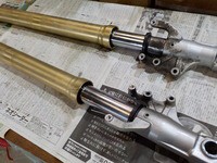 ZXR250C型 フロントフォーク オーバーホール済み ZXR250 フロントフォークOH - YouTube