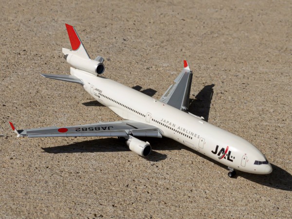 JAL MD-11 JA8582 1/200 ハセガワ 製作記録 : マキビシ小次郎 / McInvish546