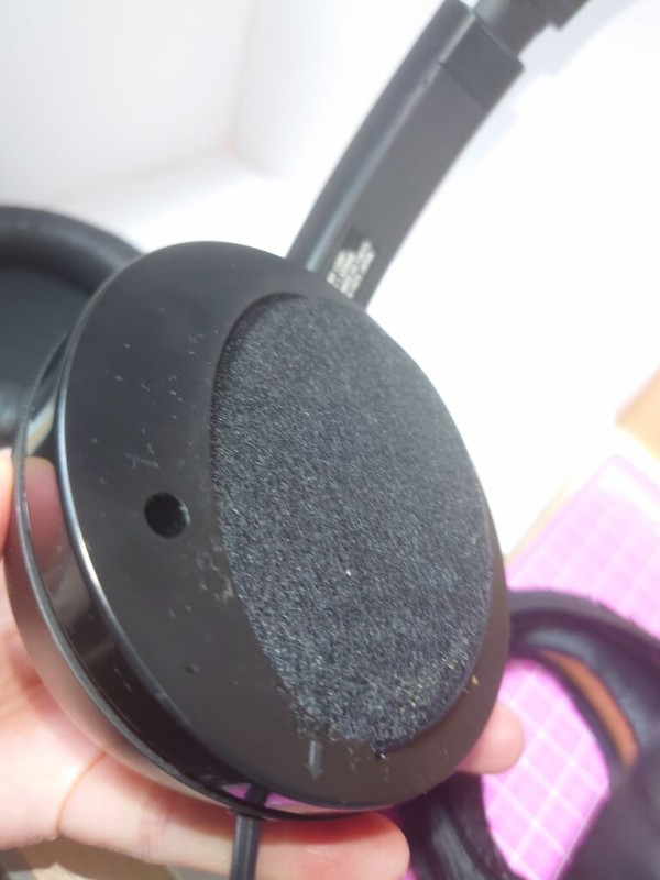 ヘッドホンのイヤーパッドを交換する : at the azure world