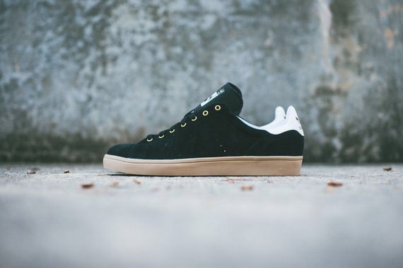 adidas stan smith black gum