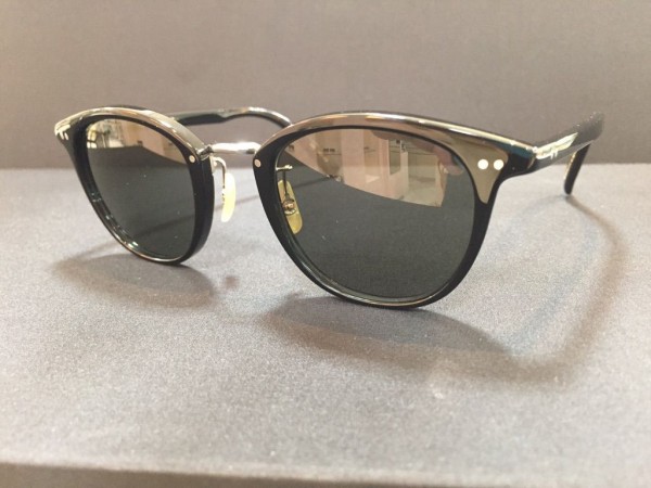 THE BARRACKS : メガネの松村