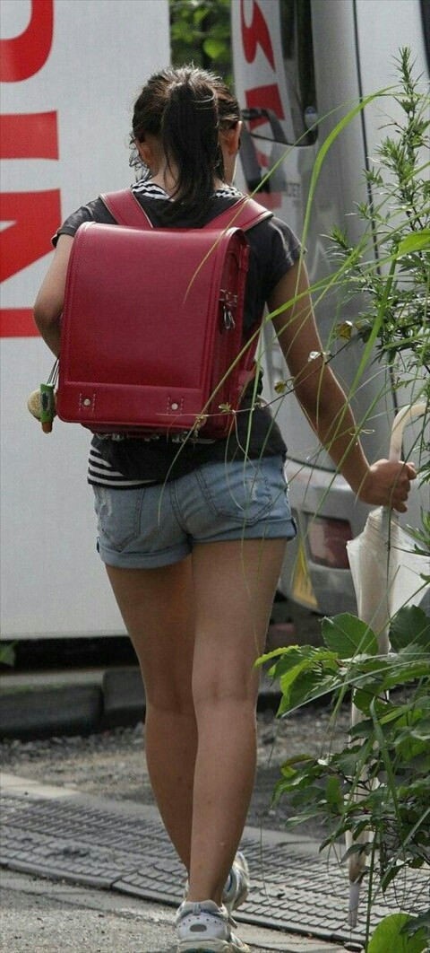 画像 女子小学生がエロいケツで男を誘惑する季節が到来 青春news