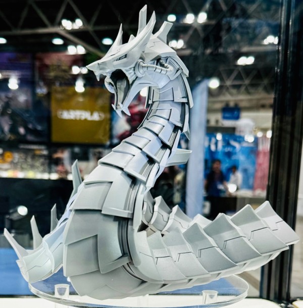 海洋堂　サイバー・ドラゴン　ビックサイズ　フィギュア サイバー・ドラゴン 塗装済み完成品ビックサイズフィギュア
