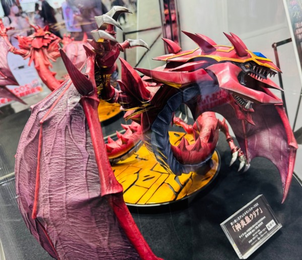 神炎皇 ウリア ホロ仕様 神炎皇ウリア – SOOTANG HOBBY