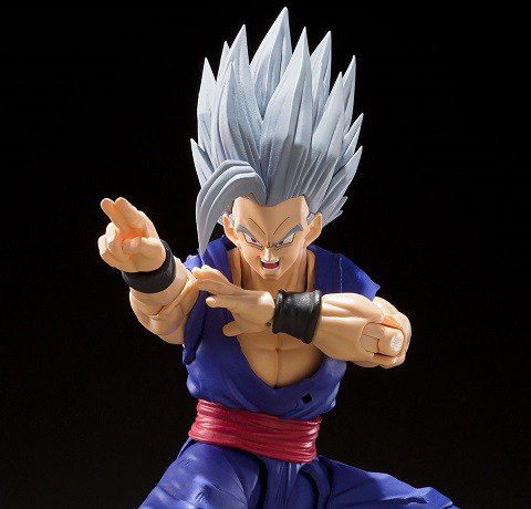 魔貫光殺砲を放つ瞬間を再現！映画『ドラゴンボール超 スーパー