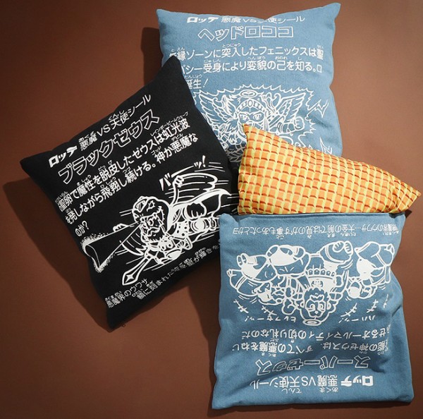 【非売品】ビックリマンチョコクッション 61VwMtAFw1S._UF350,350_QL50_.jpg