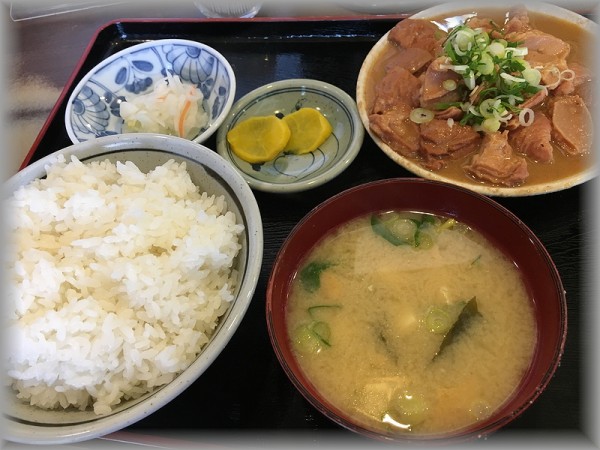 かつみ 食堂 熊本 かつみ食堂 八ヶ岳のおすすめグルメ ジンギスカン ランチ 旅色