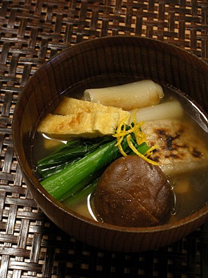 鶏ガラ出汁のお雑煮 めし日記