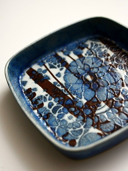 Royal Copenhagen”FAJANCE窯・BACAシリーズの角皿・・・と、冷やし