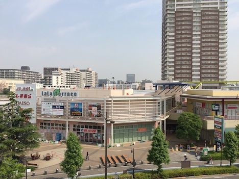 ロイヤルホームセンター南千住の屋上とドッグラン 南千住あたり