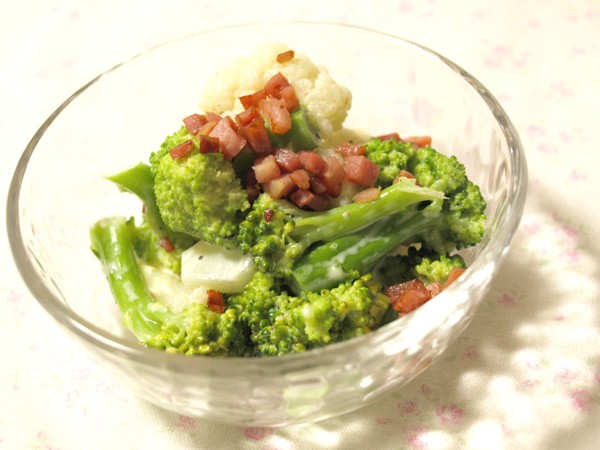 Cauliflower Broccoli Medley Salad 前日から用意できます 英語でsweets 料理もパンも