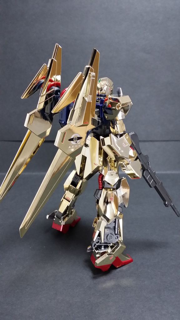 HGBF 煌式(ギラシキ) 完成編 : かっこいいポーズで撮りたい