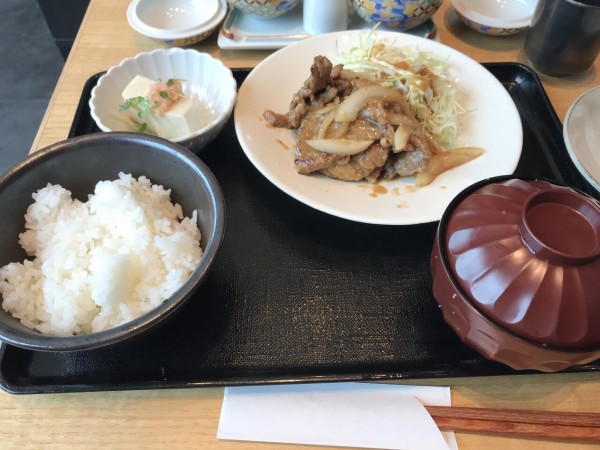 福岡県 やまや 月庭 豚の生姜焼き定食 1000円 奨学金で飯を喰らうマン
