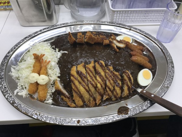 八王子市 ゴーゴーカレー メジャーカレーワールドチャンピオンクラス 2550円 奨学金で飯を喰らうマン