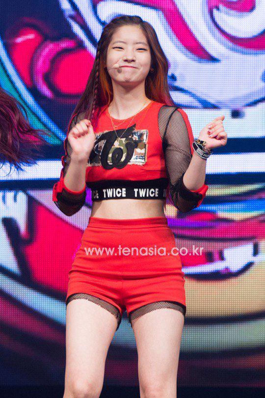 2017年に日本デビュー TWICE メンバーのプロフィール : ぱんちゃ