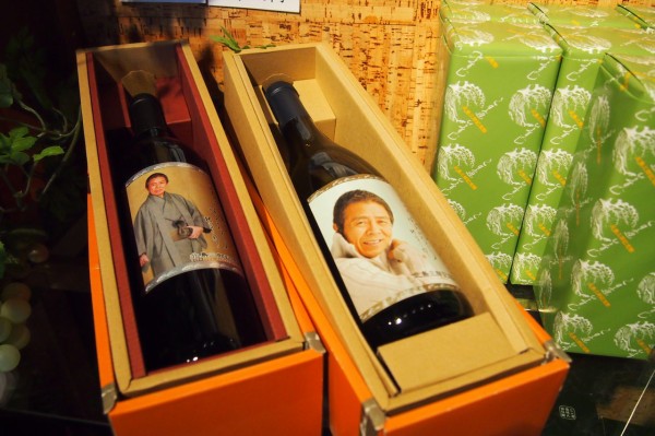 メカさぶちゃんが歌い、龍が白煙を吐く！函館の「北島三郎記念館」は