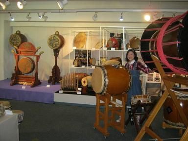 世界中の太鼓が900点以上集まる「太鼓館」【浅草】 : 東京別視点ガイド