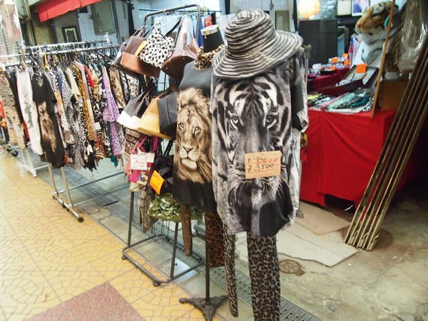 大阪のおばちゃんになりたい貴方へ ヒョウ柄買うなら なにわ小町 以外考えられない 東京別視点ガイド