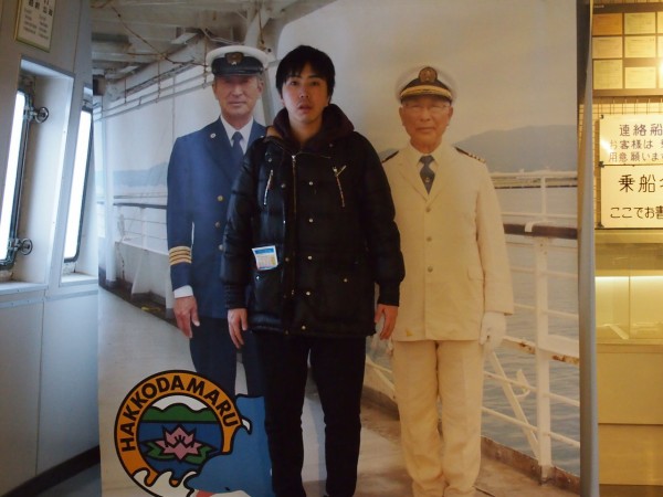 青森港】「メモリアルシップ八甲田丸」のマネキンが昭和初期を完全再現