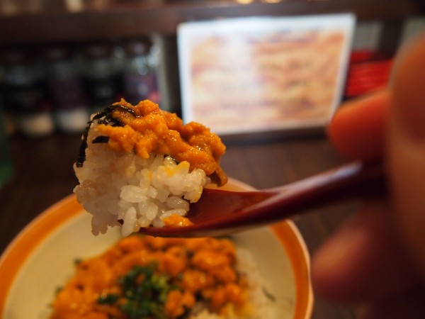 四ツ谷のバーで 理想に近いウニ丼 と 理想を超えるウニ丼 をかっこんできた 東京別視点ガイド