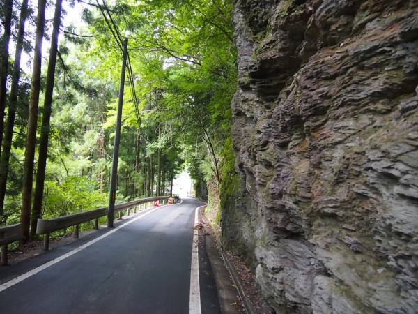 所要時間70分！全長4．6km！徳島県の山のなかを突き抜ける「奥