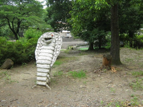 さびれたヘビのテーマパーク ジャパンスネークセンター 群馬県薮塚 東京別視点ガイド