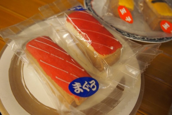 ネタは全５種類 函館の赤レンガ倉庫で 寿司クッキー を買ってみた 東京別視点ガイド