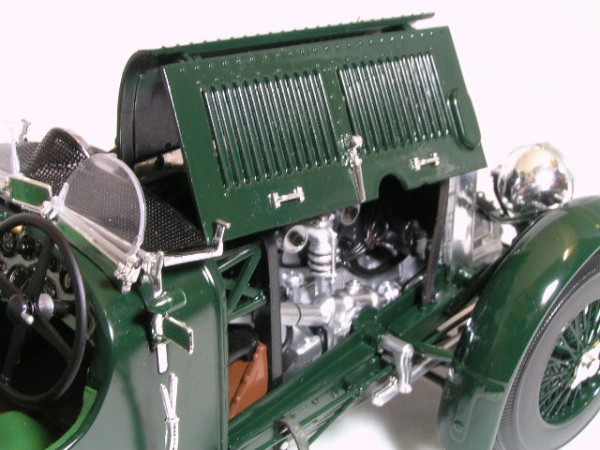 ミニチャンプス 1/18 ベントレー ブロワー 4.5L / 1930年 ル・マン24時間 : minicar-olive ( Acorn Works  )