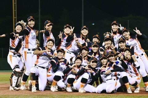 画像 女子プロ野球 大量退団 女子高生制服撮影会 に苦悩 ミラクルミルク