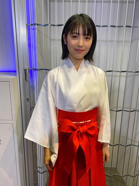 浜辺美波ちゃん 顔デカなで肩貧胸なのにかわいい 画像あり ミラクルミルク