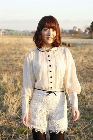 朗報 花澤香菜さん 可愛い服も着る ミラクルミルク