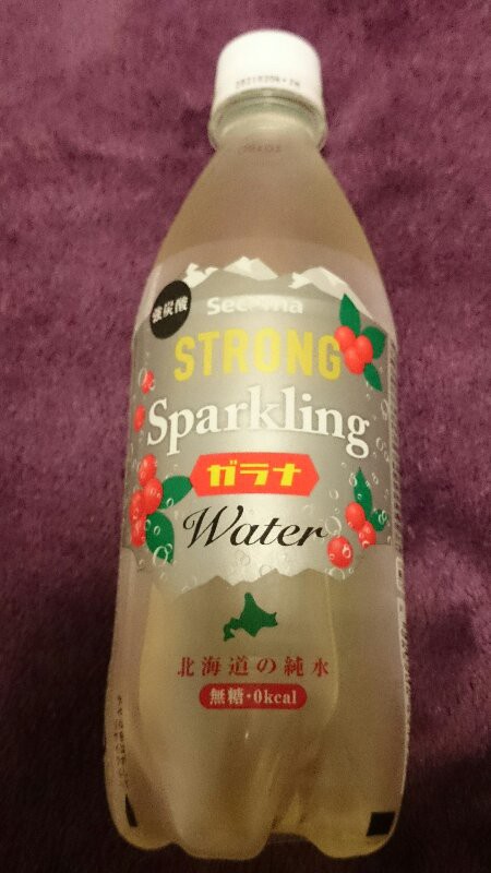 セコマ セイコーマート ストロングスパークリングガラナ 甘くないガラナはありなのか 食べたり飲んだりお出かけしたり