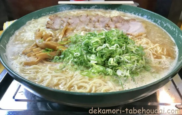 醤油ラーメンnews 笑う門には麺来たる 大阪市 デカ盛り 大食いチャレンジメニュー背脂醤油ラーメンほか 全2記事 麺ラー速報