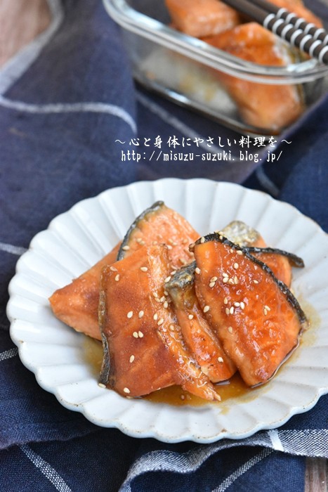 手間の掛かる下ごしらえは不要♪ご飯がもりもりススム鮭のガーリック