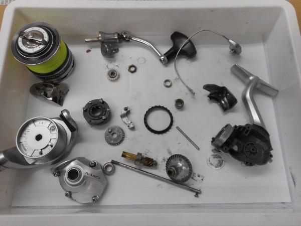 今日は３台片付けておきました 13ナスキーc5000 塾長先生の広島投げ釣り日記