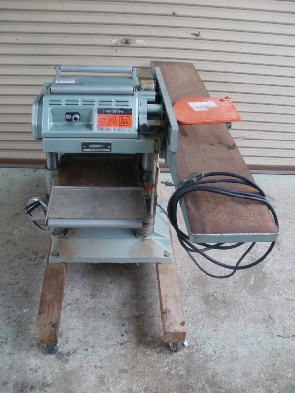 【直接引取希望】【近郊配送】DIY/日曜大工 完動品 日立　315mm自動カンナ　P100RK 直接引取希望】【近郊配送】DIY/日曜大工 完動品 日立 315mm自動カンナ