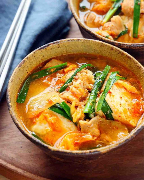 抹香鯨ひつじ根付　22g 東Y7-0917⭐︎2Fタニチ ♡あと引くおいしさ！豚ニラ豆腐のチゲスープ♡【#簡単レシピ #時短