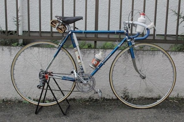 ジャンク品　まとめて2台値段ですグリーンとワインレッドのロードバイク埼玉柳生 更新】こーいちさんのヴィンテージバイクコレクション : 燃える